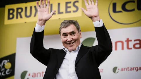 Nezaslouží si Merckxovi ani zavázat tkaničky! Legenda se pustila do Tadeje Pogačara