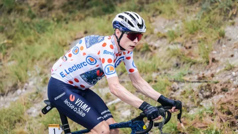 Ve Vismě se něco děje. Jonas Vingegaard přišel s okamžitou platností o svého trenéra