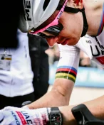 Luxus v bahně: Proč Pogačar a Van der Poel vozí na Roubaix hodinky za miliony