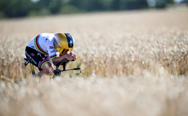 15 hodin v aerodynamickém tunelu! Evenepoel ladí detaily na příští Tour de France