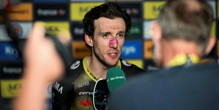 Komentátor označil Vingegaardův tým za školku. Kvůli nedávnému odchodu vítěze Gira Yatese