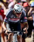 Ukončí Tadej Pogačar cyklokrosovou kariéru Van der Poela? Expert má jasno