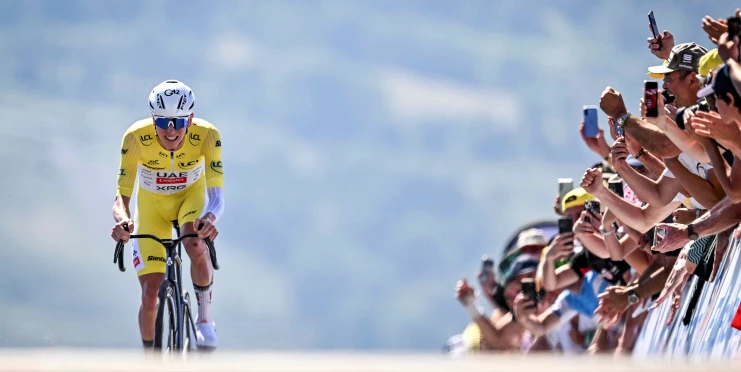 Šampion Tour de France i virtuální cyklistiky. Pogačar ovládnul dění na platformě Strava