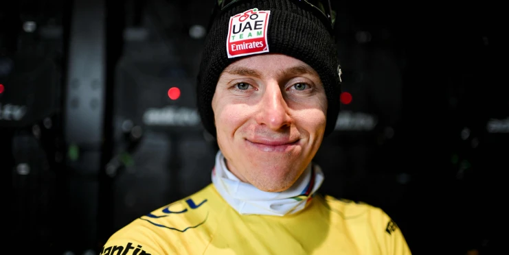 Pogačar zlomil kletbu duhového dresu. Po 43 letech vyhrál Milán-San Remo mistr světa