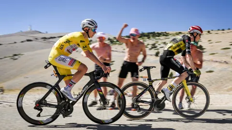 Pogačarovo kolo jde do dražby. Překonal na něm rekord Mont Ventoux, teď překonává aukční rekord