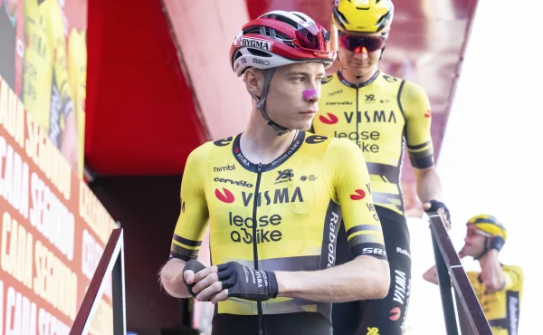 Vingegaardovo fiasko na šampionátu. Nebyl připravený, kritizuje Dána jeho krajan