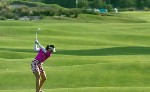 Je potěšení, zahrát si na slavném hřišti spojeném s historií, těší se Davidson Spilková