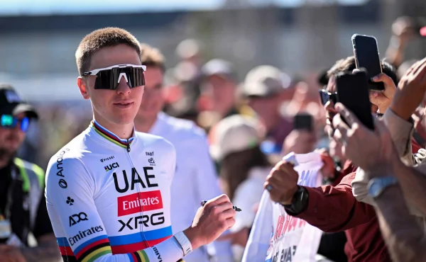 Armstrong chtěl peníze, Pogačar je přinese. Tour de Romandie bojuje za pomoci šampiona o přežití