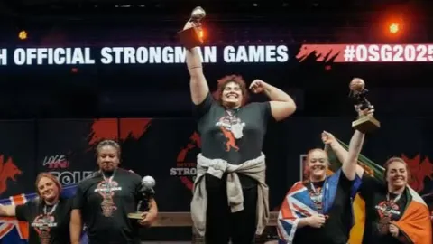 Nejsilnější žena světa je muž! Vítězka přišla o titul kvůli zatajení, že je transgender