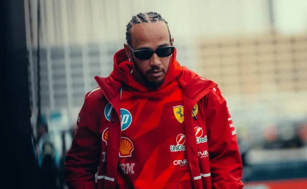 22 Velkých cen rovná se 22 špatných víkendů. Nejhorší sezona vůbec, vzdává to Hamilton