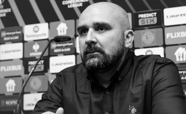 Stěžoval si na rybu k obědu. V kauze zemřelého kouče se objevila nová spojitost