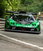 Na brněnském okruhu startuje mistrovství ČR v závodech automobilů do vrchu