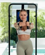 Když v návštěvě gymu brání pohledy ostatních. Bezpečné prostředí zajistí domácí posilovna