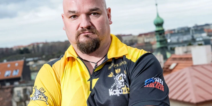 Diskuze: Nejlepší český hráč šipek Sedláček: Je to nesmírně náročné, 7 hodin stojíte na jedné noze