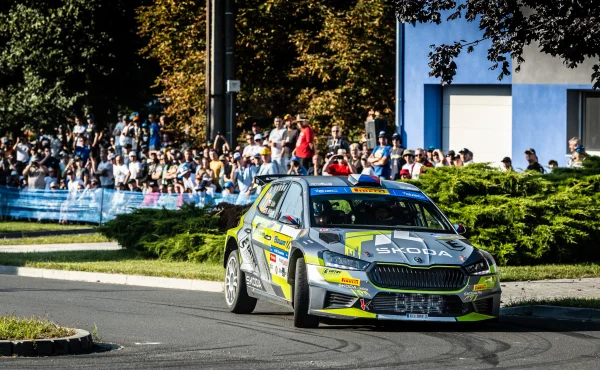 Utržené zadní kolo a konec. Mrzí mě to, lituje Filip Kohn po náročné Barumce