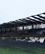 Finský klub sestoupil z ligy, tak mu zapálili stadion. Obviněni jsou patnáctiletí chlapci