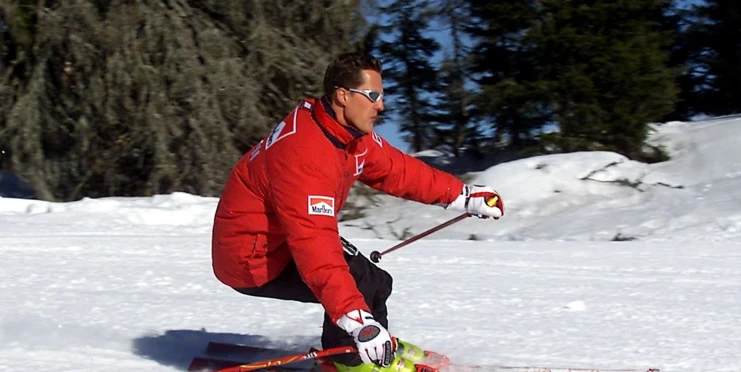 Zlepšení u Schumiho? Sedminásobný šampion už prý sedí na invalidním vozíku