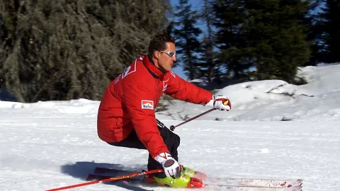 Zlepšení u Schumiho? Sedminásobný šampion už prý sedí na invalidním vozíku