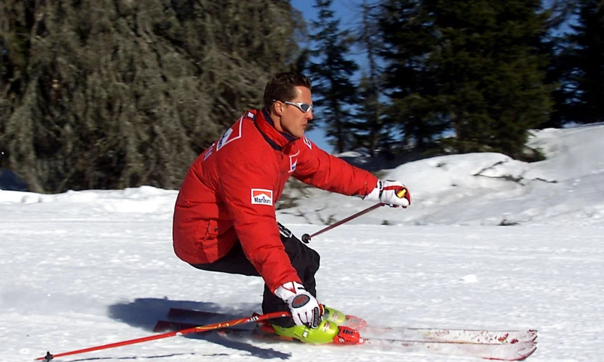 Zlepšení u Schumiho? Sedminásobný šampion už prý sedí na invalidním vozíku