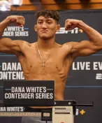 UFC má novou hvězdu. Rosasovi ještě není osmnáct a už mluví o pásu šampiona