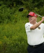 Trump není hoden členství v prestižním klubu. Kvůli sebestředné osobnosti, tvrdí slavný trenér