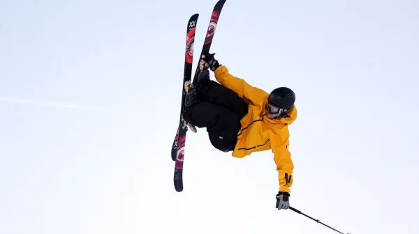 Trump označil amerického lyžaře za ztroskotance. MAGA vlastenci by mu neměli fandit