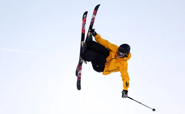 Trump označil amerického lyžaře za ztroskotance. MAGA vlastenci by mu neměli fandit