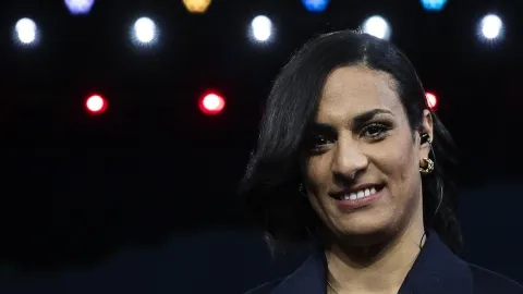 Imane Khelif vyslala tajemný vzkaz. A působí žensky víc než kdy předtím