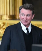 Trumpův člověk? Mysleme jen na hokej, jsem skutečný Kanaďan, brání se Gretzky před finále
