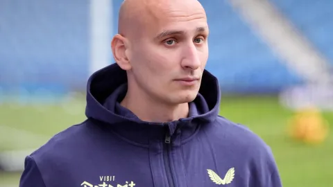 Shelvey: V Emirátech je i s létajícími raketami bezpečněji než v Londýně