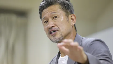 Nejstarší fotbalový profík podepsal novou smlouvu. Má před sebou už 41. sezonu