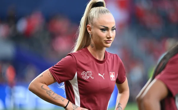 Kráska Lehmannová vstoupila do nového roku. Bohyně, oslavují ji fanoušci včetně Johna Terryho