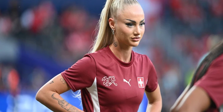 Kráska Lehmannová vstoupila do nového roku. Bohyně, oslavují ji fanoušci včetně Johna Terryho