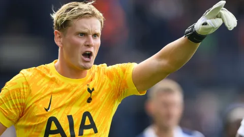 Frank má o Kinském jasno. Českého brankáře podle něj čeká v Tottenhamu velká budoucnost