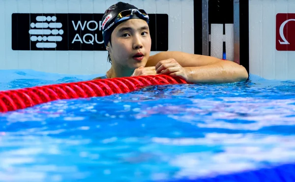 Třináctiletá zázračná plavkyně přepsala historii: v Číně padl rekord starý 13 let