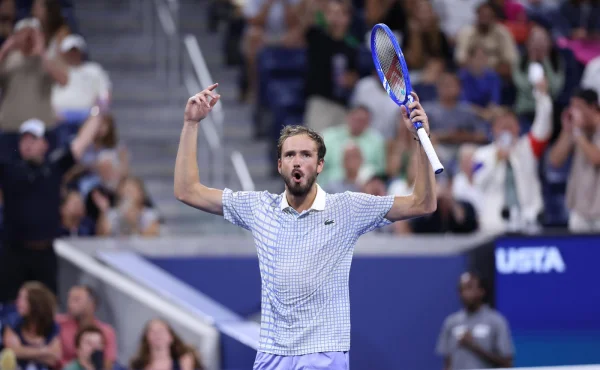 Skandál na US Open: Medveděv urážel rozhodčího, fotograf přišel o akreditaci