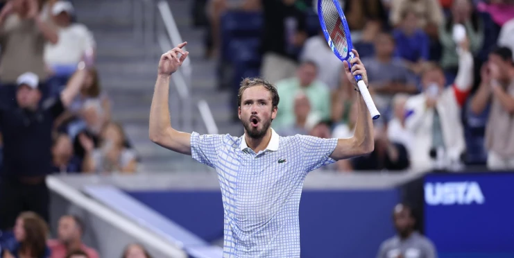 Skandál na US Open: Medveděv urážel rozhodčího, fotograf přišel o akreditaci