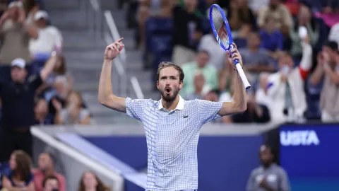 Skandál na US Open: Medveděv urážel rozhodčího, fotograf přišel o akreditaci