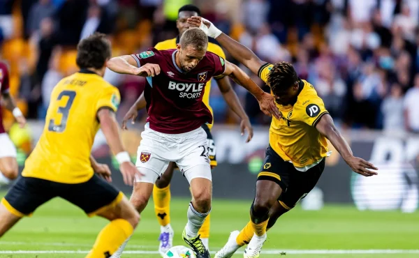 Součkův West Ham se omlouvá kvůli výsledkům. Fanouškům adresoval kajícný dopis