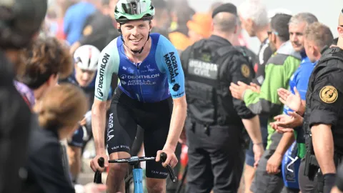 Dostal pokutu, protože měl 'hezká' sluchátka. Cyklista reaguje na absurdní provinění