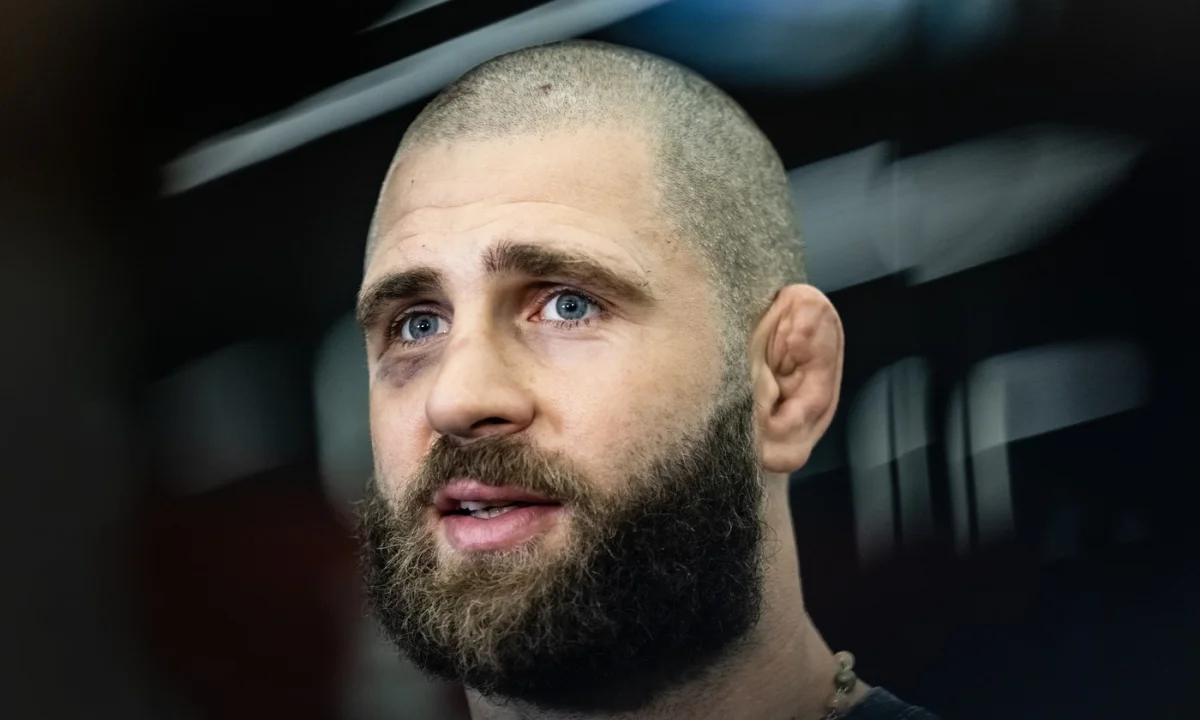 Ještě před titulovým zápasem učil Procházka bojovat influencerku. Ta křičela bolestí