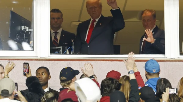 Je mimo, netuší, o co jde, pustil se kouč NFL do prezidenta Trumpa kvůli kritice pravidel