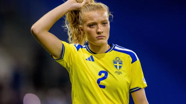 Tak atraktivní, až museli vypnout komentáře. Po veselém vzkazu z šatny přišly nevhodné poznámky