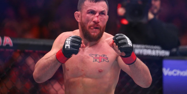 Nadvakrát zlomený nos. Hloupá nehoda, odmítá bývalý šampion UFC operaci