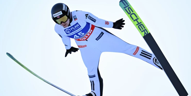 Po kombinézách přišly ponožky. Norští skokané na lyžích znovu podvádějí