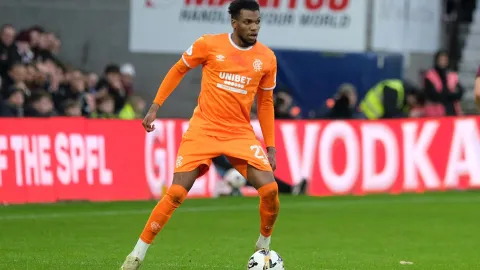 Porazil Celtic a putoval do vězení. Nabitý večer hvězdy Rangers