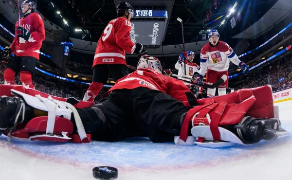 Přehráli nás, klaní se po prohraném semifinále hokejová Kanada českým juniorům