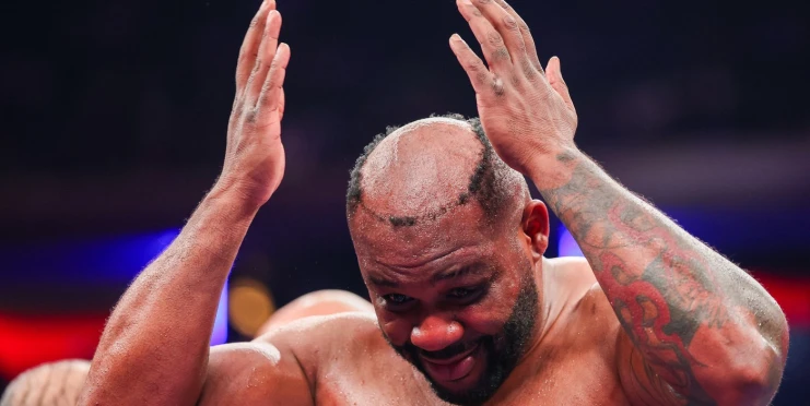 Nečekaná podívaná v ringu: Boxer jediným úderem skalpoval svého soupeře