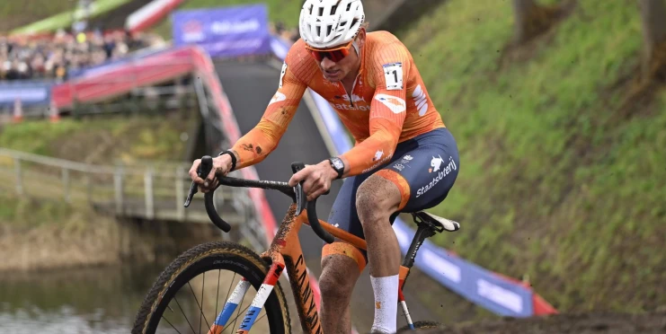 Za odměnu hamburger a lyžování v Alpách. U cyklokrosu udrží Van der Poela možná jen golf