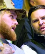 Další Trumpovská posila. Viceprezidenta Vance podpořil na tribuně influencer Jake Paul